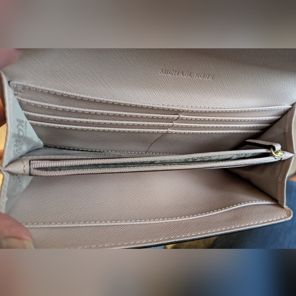 Michael Kors Collins Medium Satchel Handbag Dust pink ๐ Bag. - Picture 15 of 16